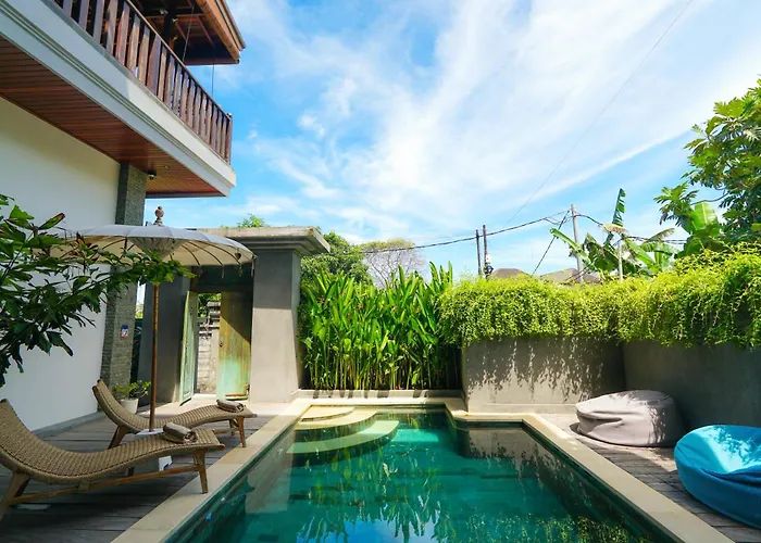 Tropical House Bali ベッド・アンド・ブレックファスト 4*