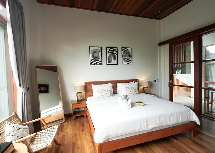 Tropical House Bali ベッド・アンド・ブレックファスト 4*