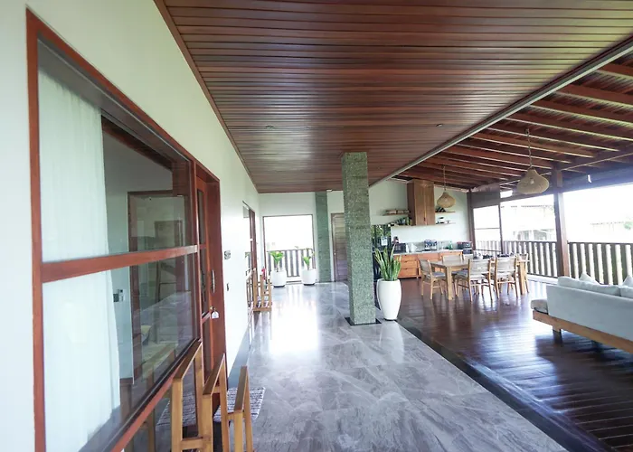 Tropical House Bali スミニャック