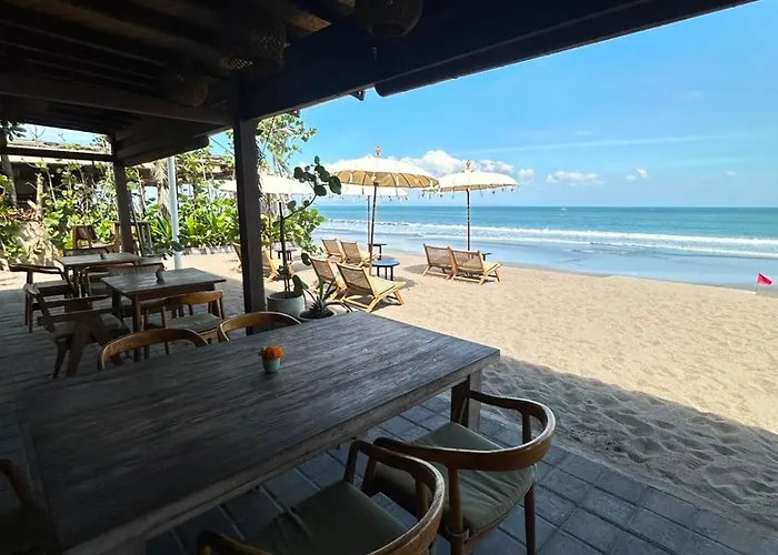 Tropical House Bali 4* スミニャック